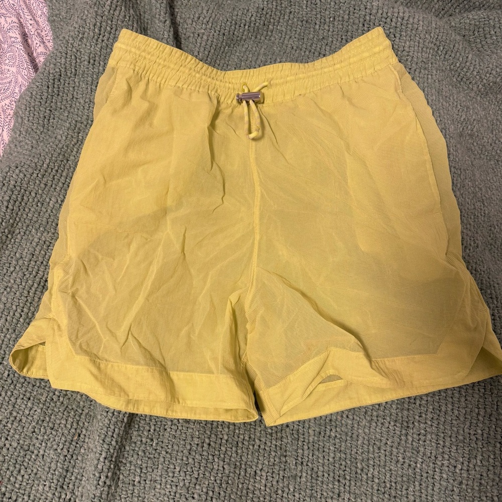 Lululemon Yellow Women’s Shorts